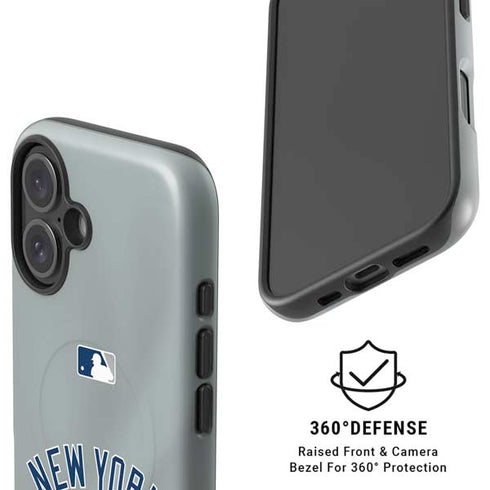 MLB New York Yankees Alternate/Away Jersey iPhone 16 Magsafe Impact Case